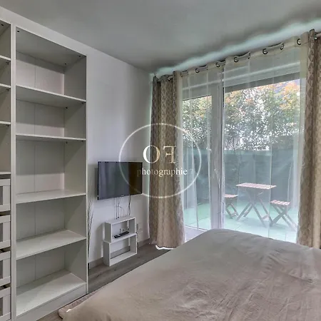Joli Avec Jardin Pres De Paris Apartman *