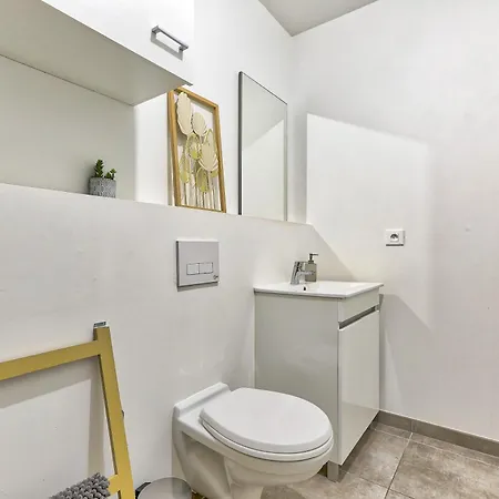 Joli Avec Jardin Pres De Paris *