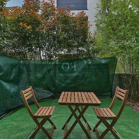 Joli Avec Jardin Pres De Paris Apartamento Romainville