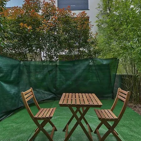 Apartamento Joli Avec Jardin Pres De Paris Romainville